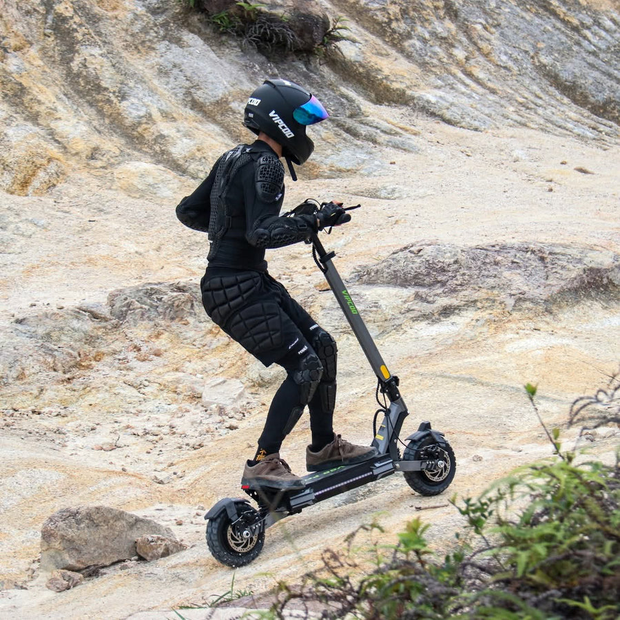 VIPCOO VS6 Pro Electric Scooter 250W / 15.5mph Dual Motor E-Scooter with NFC Lock